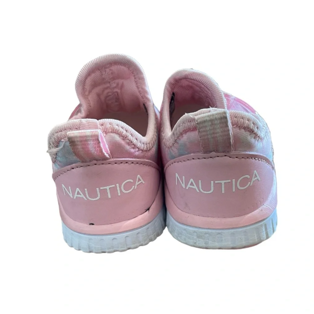 Nautica from smoke
